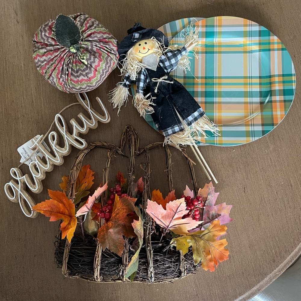 Bundle of fall items